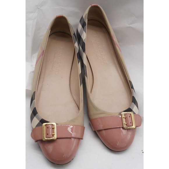 Authentic Burberry Pink Patent Buckle Flats Burberry Flats Burberry Size 39 - Picture 1 of 14